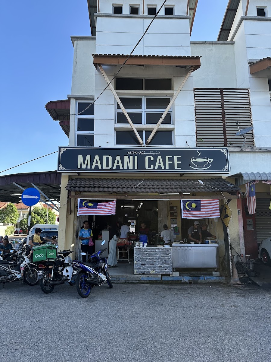 Madani Cafe