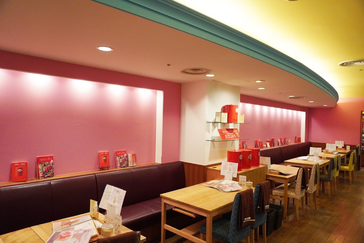 The tea SUPPORTED BY MLESNA