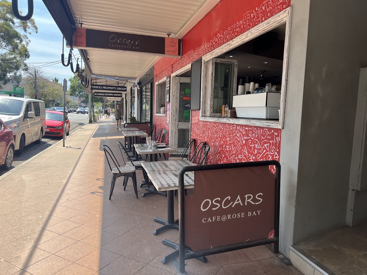 Oscars Cafe and Restaurant