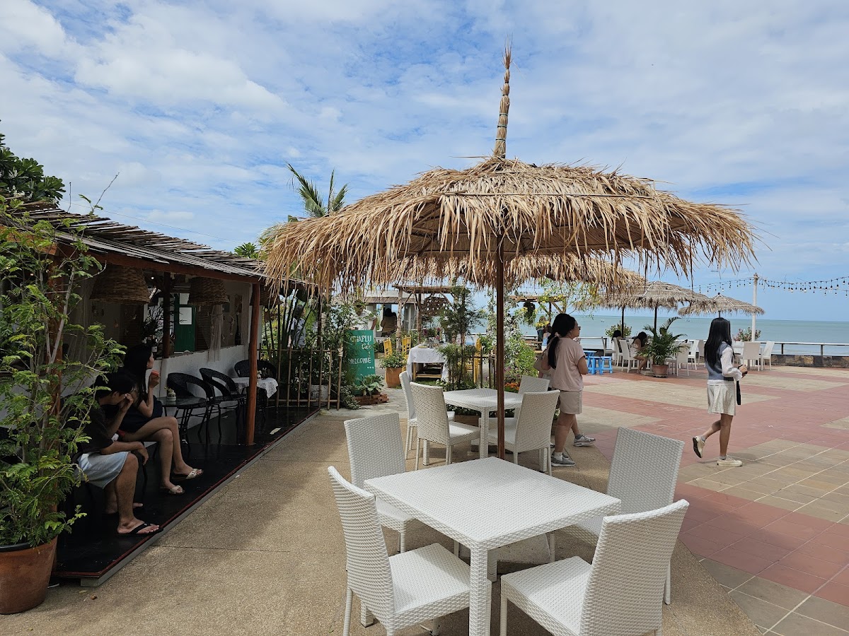 Chaplu Cafe & Restaurant