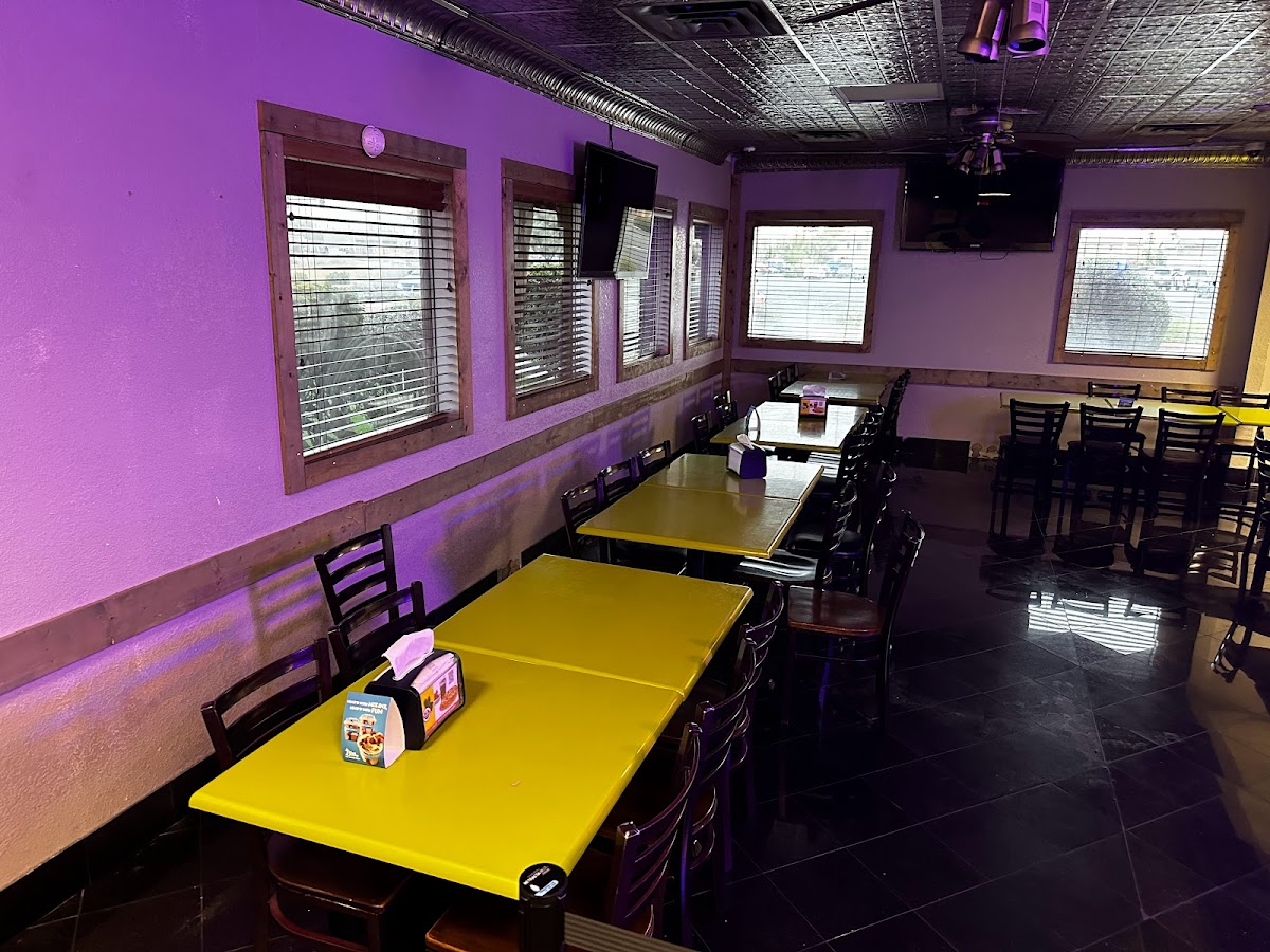 Long Wongs AZ Famous Wings