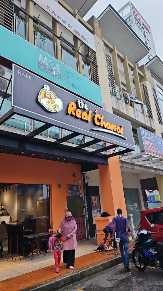 THE REAL CHANAI CAFE