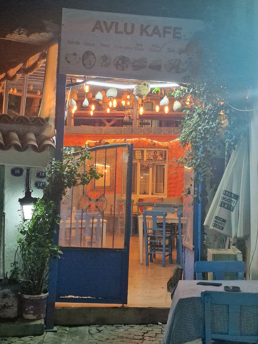 Sığacık Avlu Kaleiçi Kafe