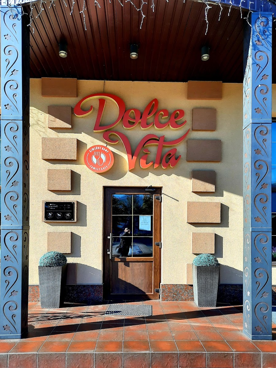 Family cafe Dolce Vita