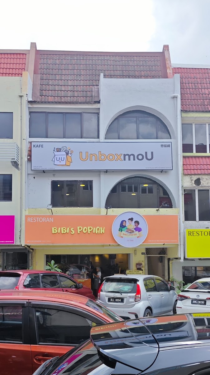 UnboxmoU | Boardgame Cafe