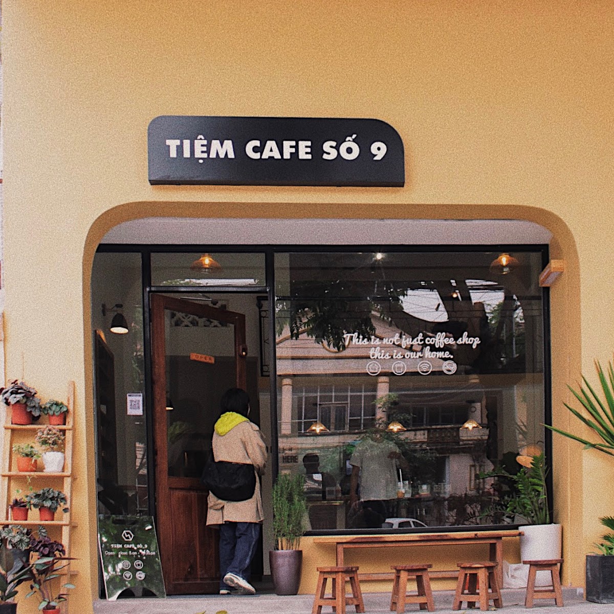 Tiệm Cà Phê Số 9