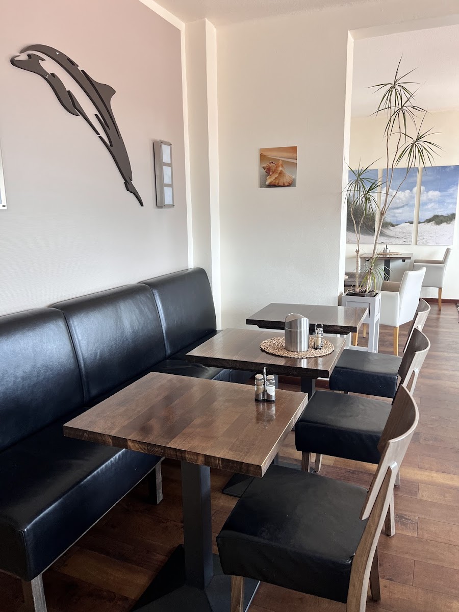 Café im Strandhotel Delphin