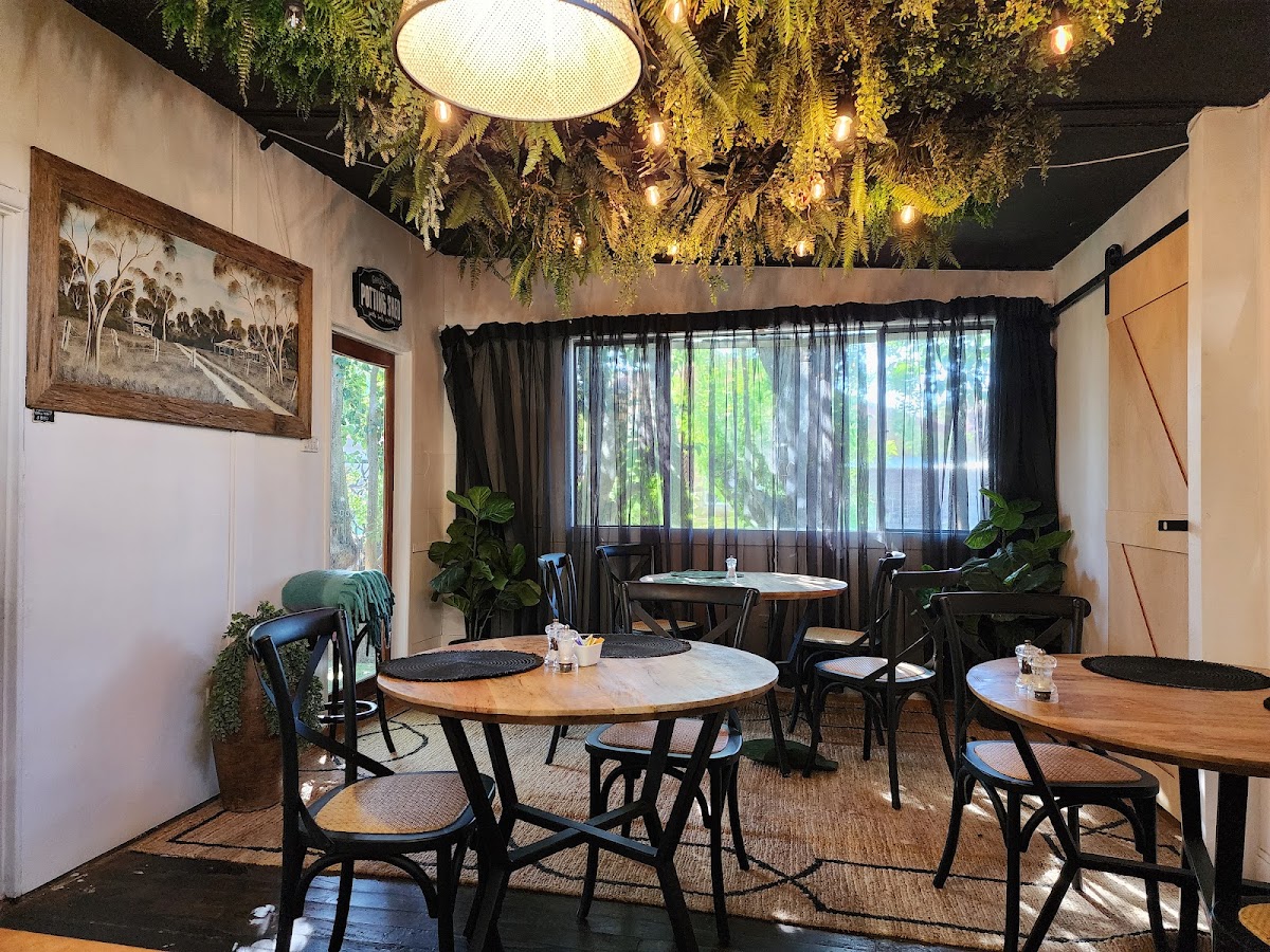 Laurel Cottage Cafe & Bar