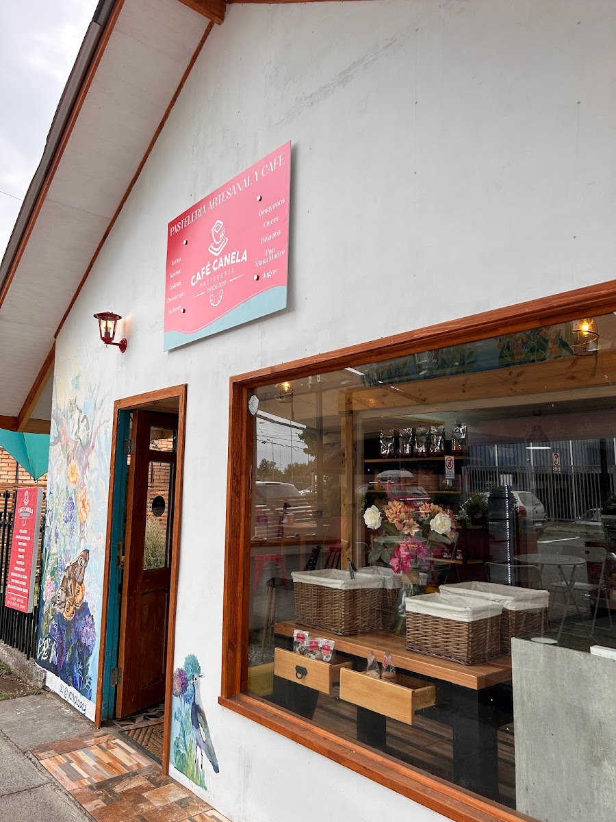 Café Canela Patisserie