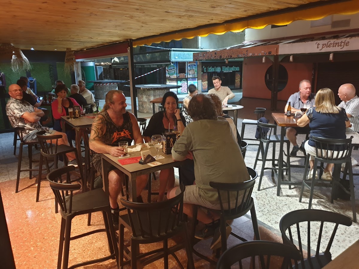 Cafe Bar De Lantaarn