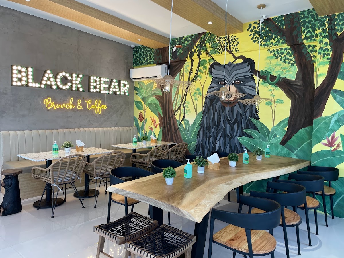 Black Bear Brunch & Coffee - Alicia