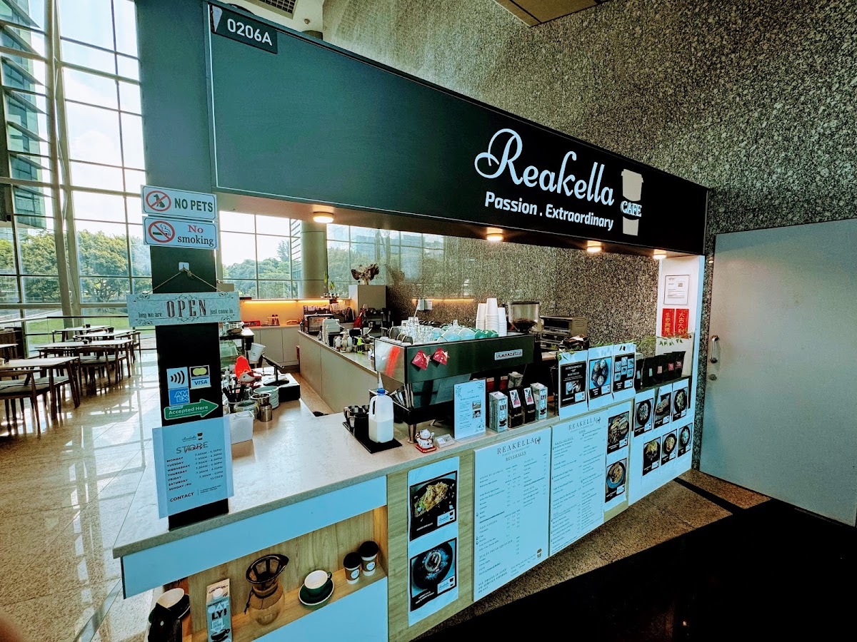 Reakella Cafe
