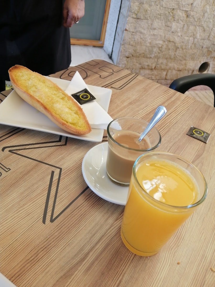 Cerveceria-Cafeteria El Capricho