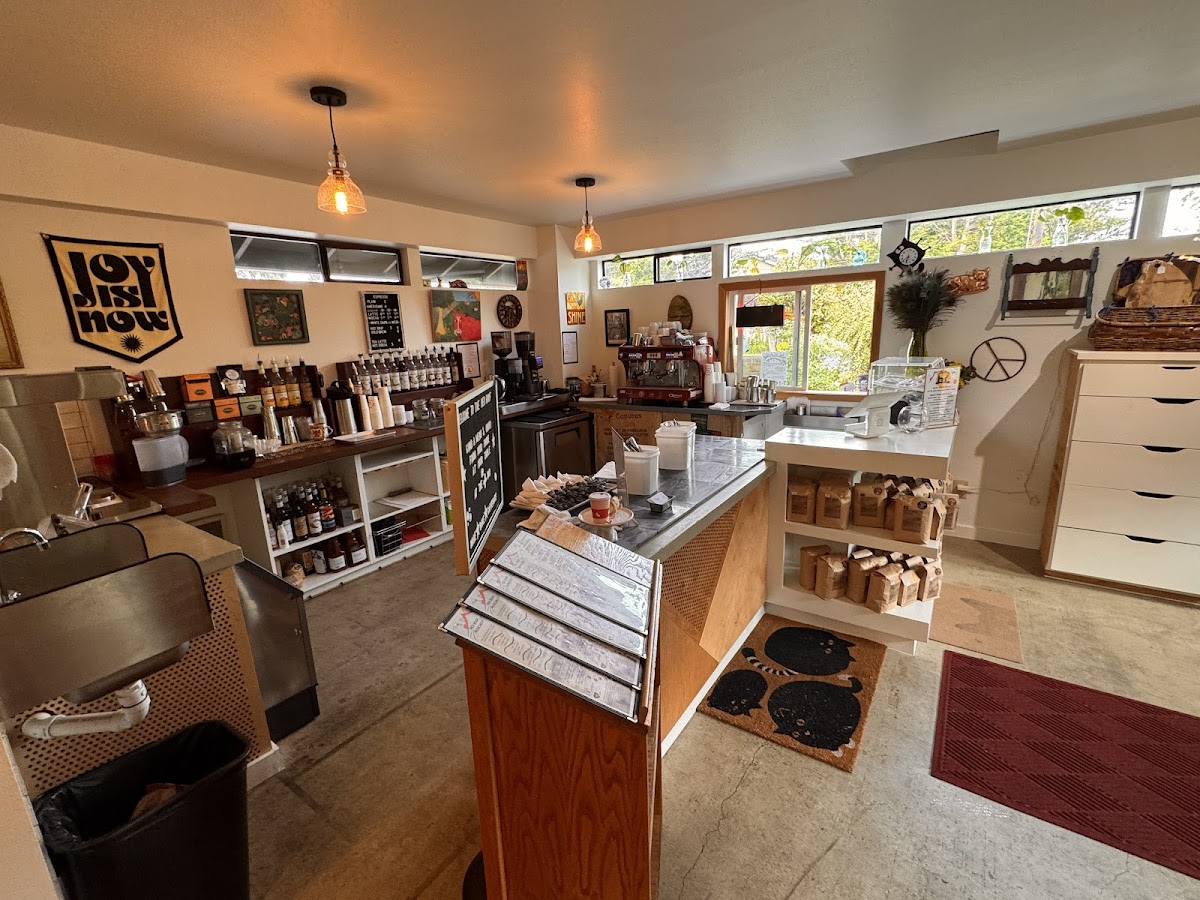 The Red Roof Munchery