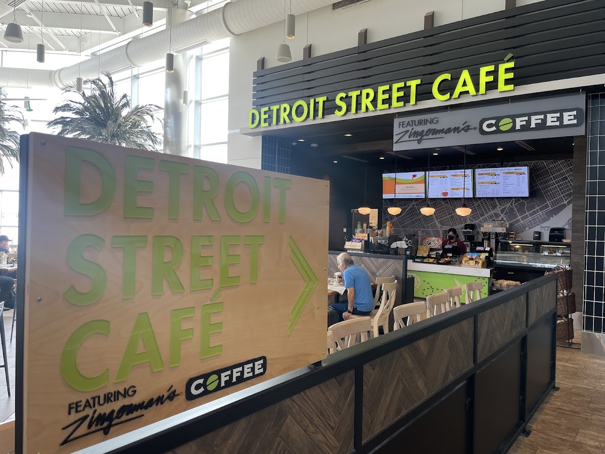 Detroit Street Café