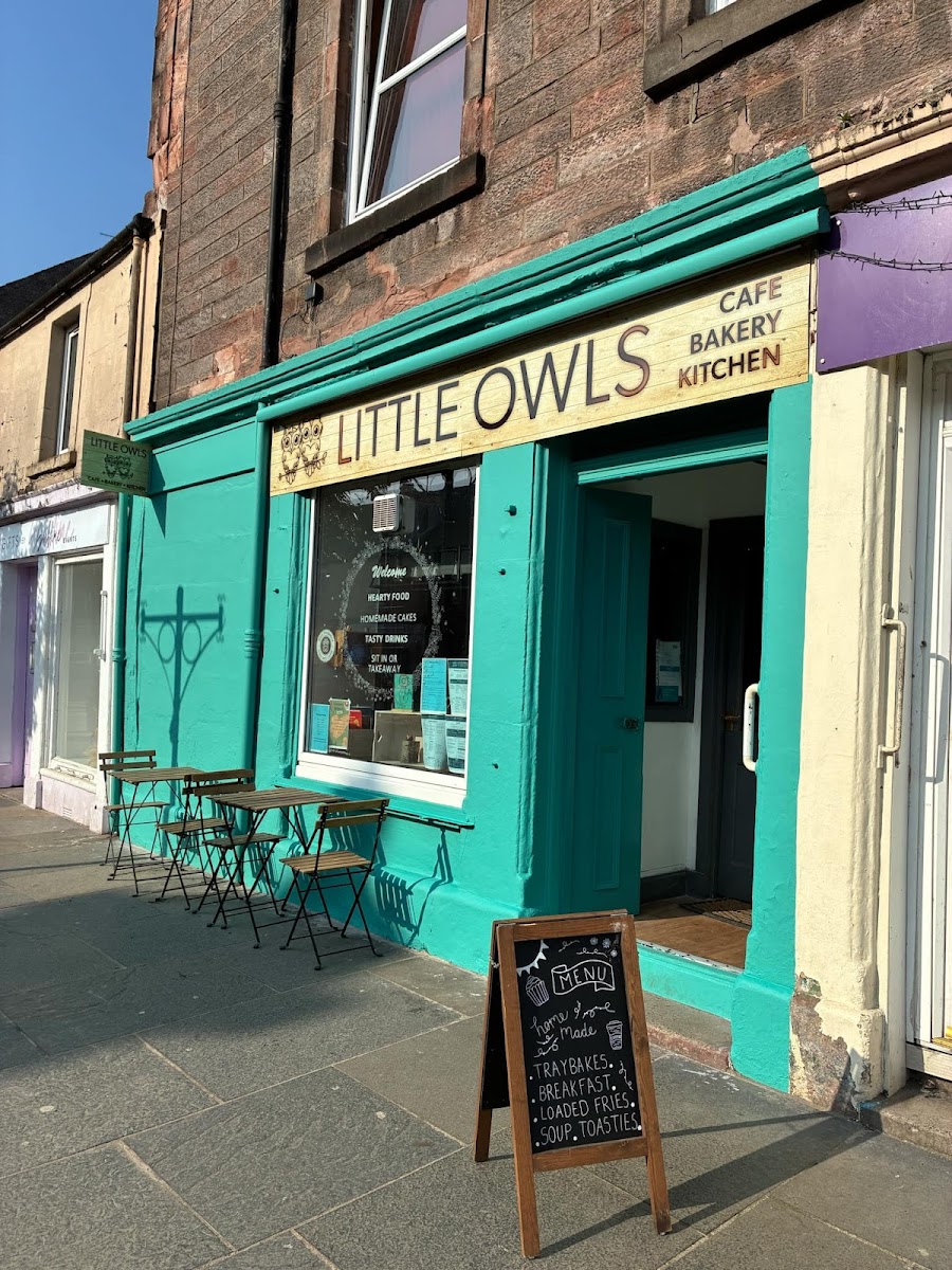 Little Owls. Cafe. Bakery. Kitchen