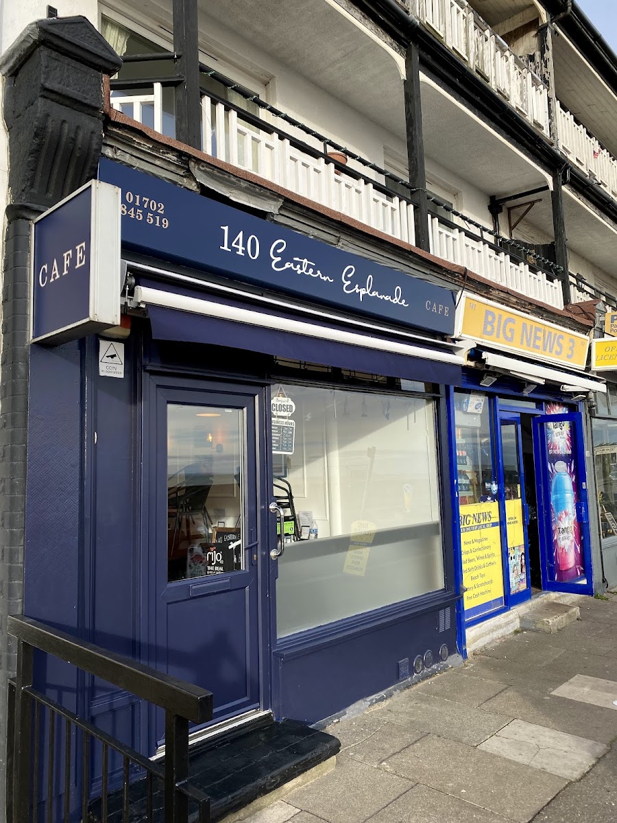 140 Eastern Esplanade Cafe