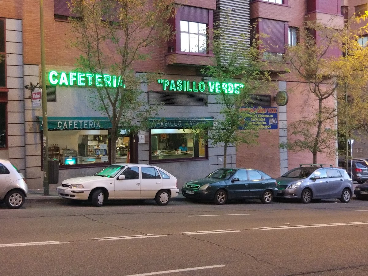 Cafeteria Pasillo Verde