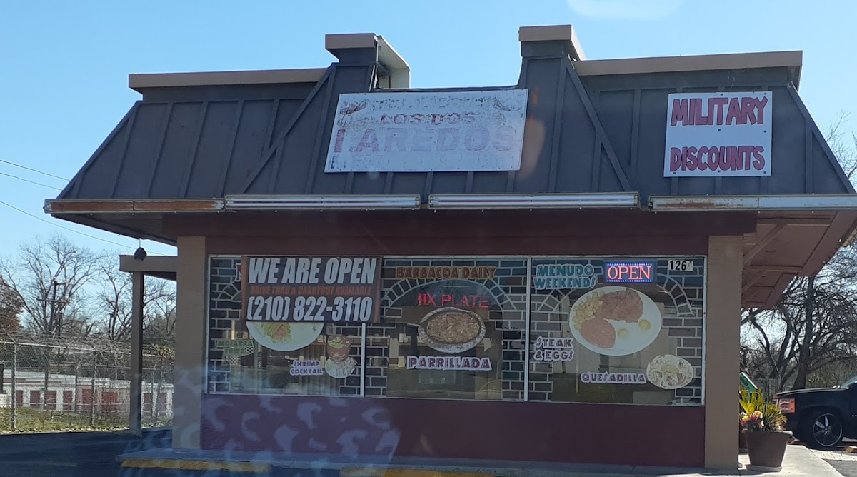 Taqueria Los Dos Laredos