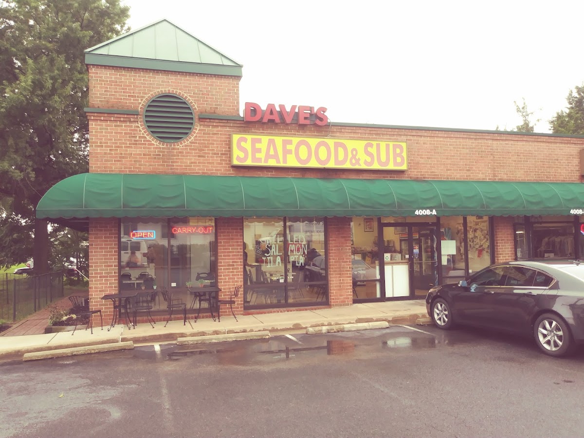 Dave's Seafood & Subs
