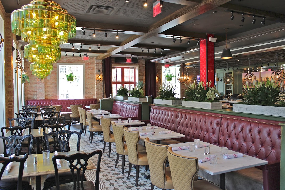 Mia's Italian Kitchen