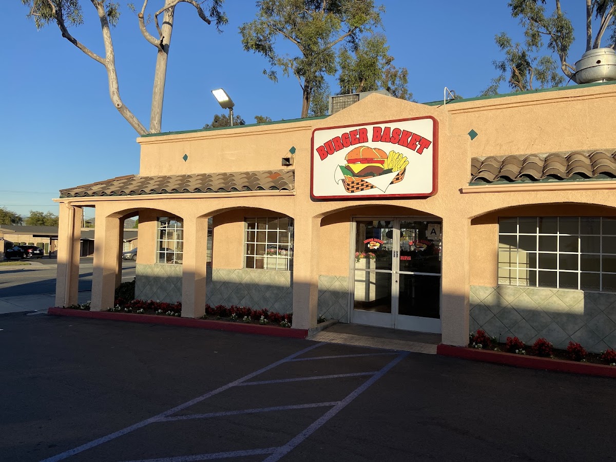 Burger Basket Corona