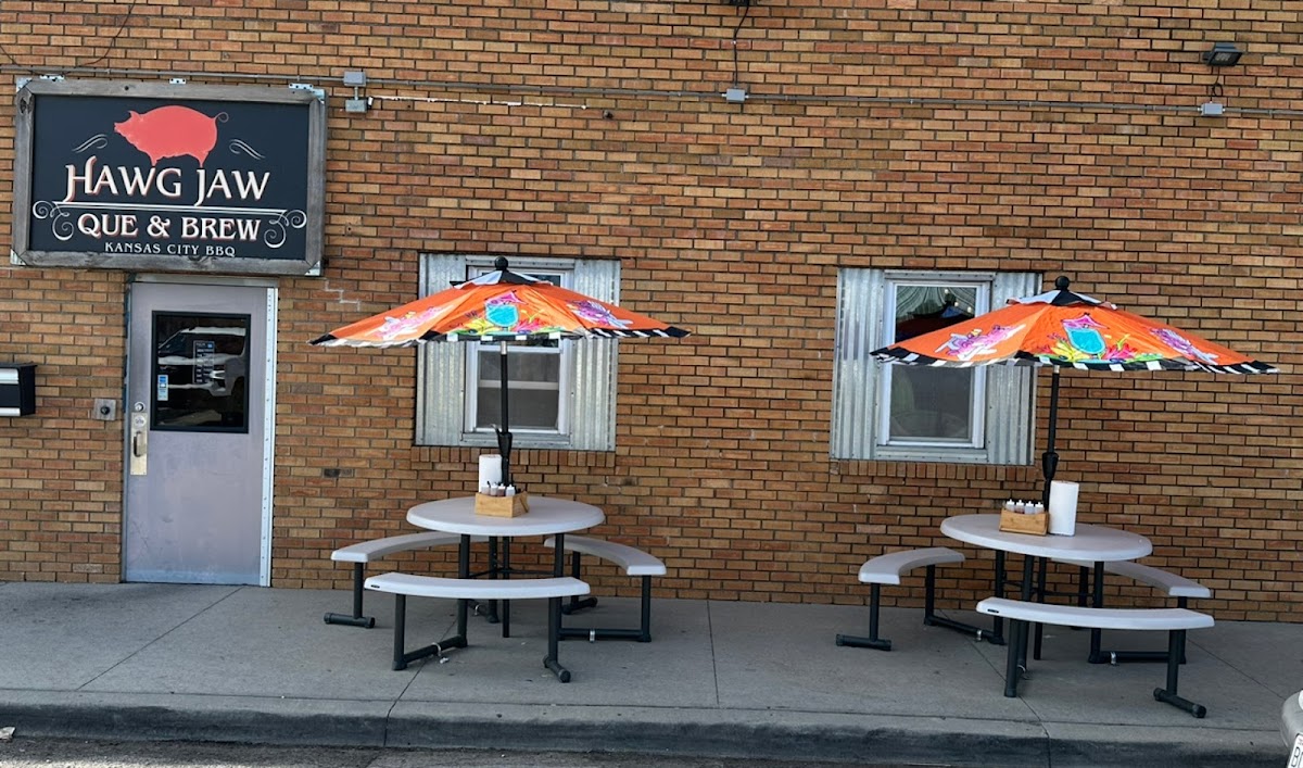 Hawg Jaw Que & Brew