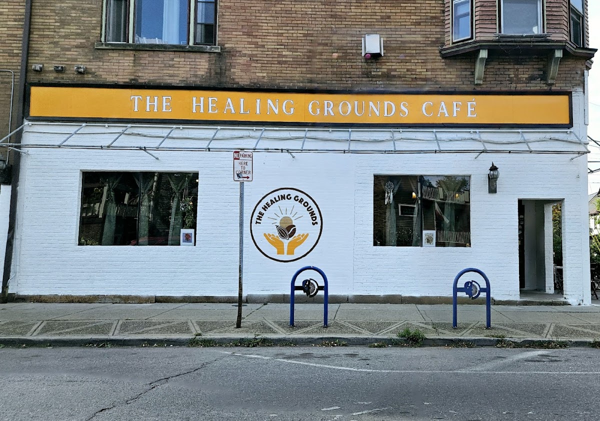 The Healing Grounds Café