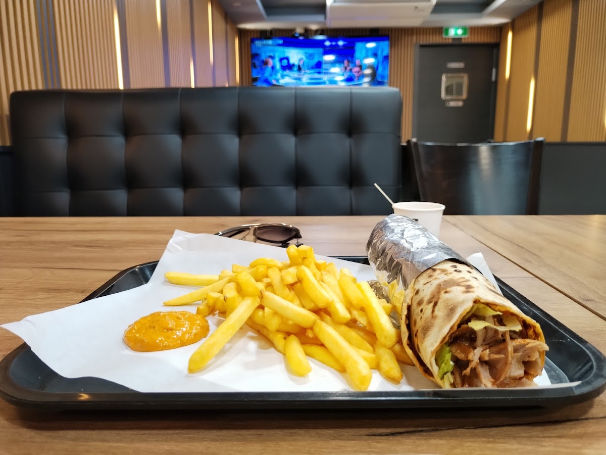 KMC - 77550 Moissy-Cramayel