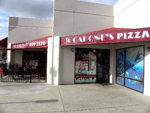 Capone's Pizza - CA 92503