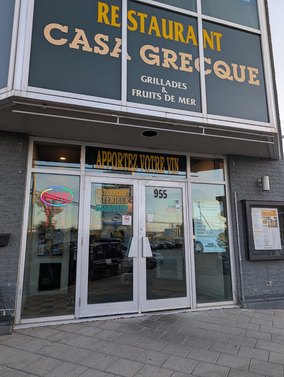 Casa Grecque - Quebec G1M 2E8