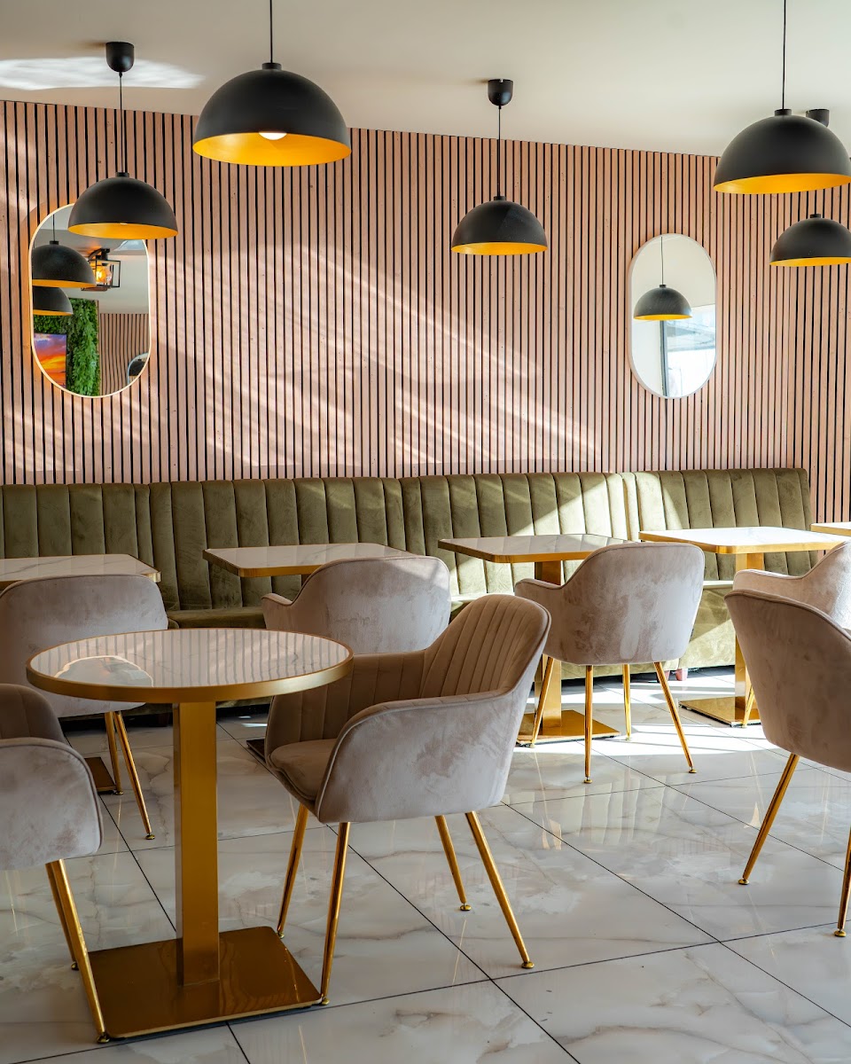 Gusto - 78310 Coignières