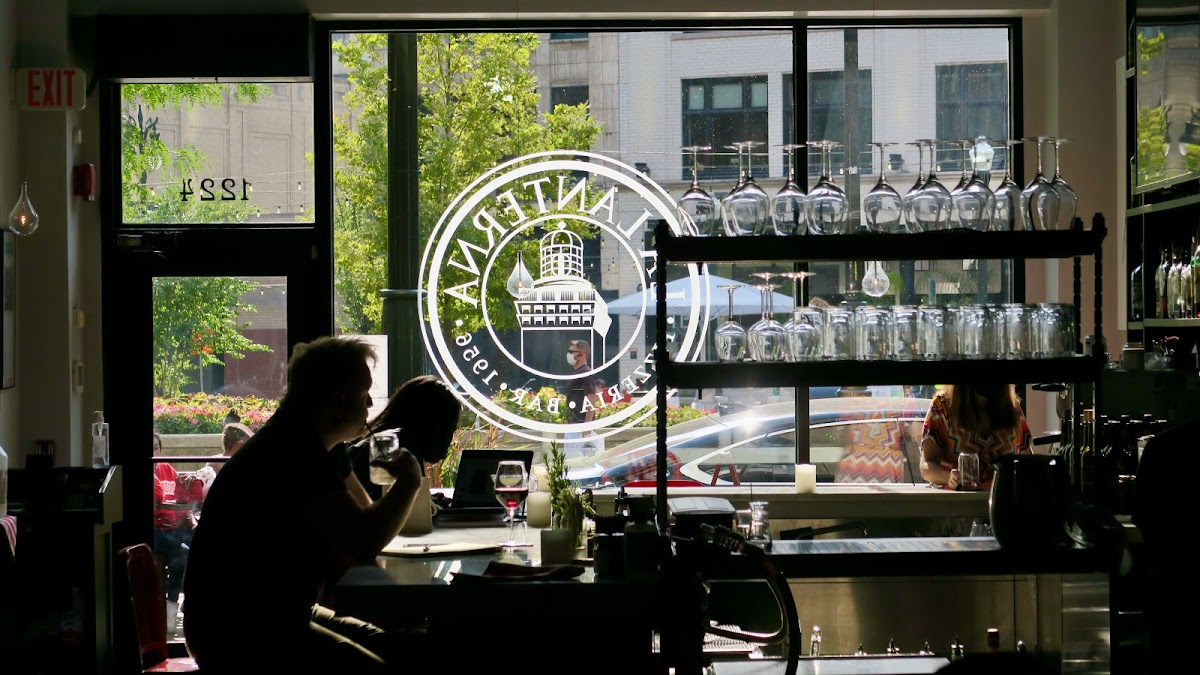 La Lanterna - MI 48226