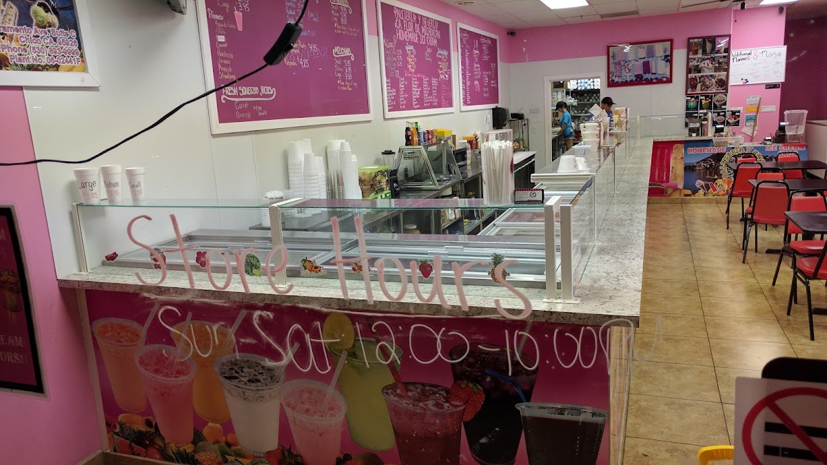 La Flor De Michoacán Paletería y Nevería