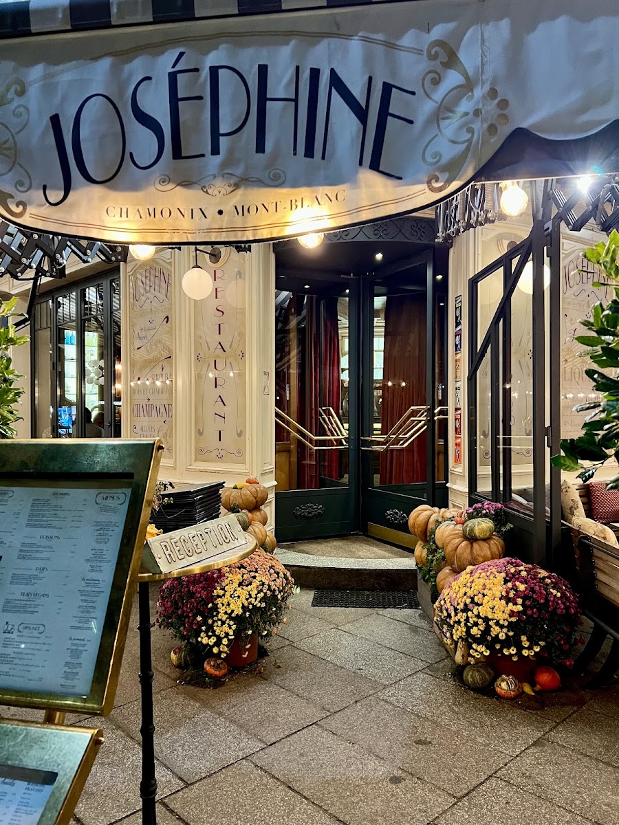Josephine Restaurant