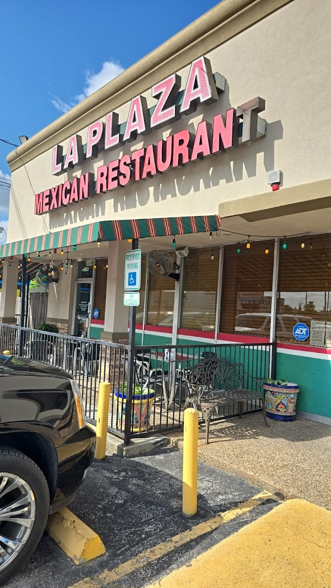 La Plaza Mexican Restaurant
