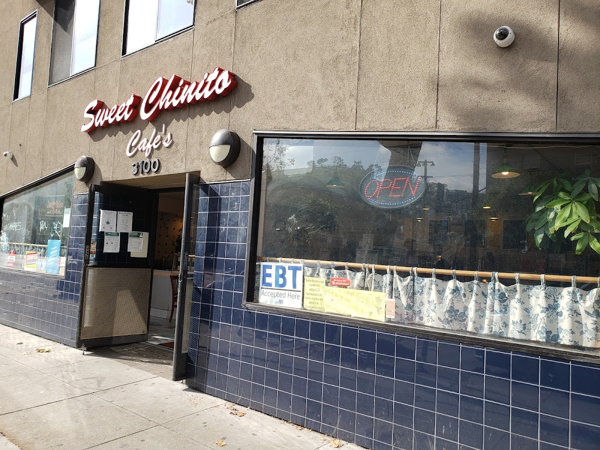 Sweet Chinito Cafe's