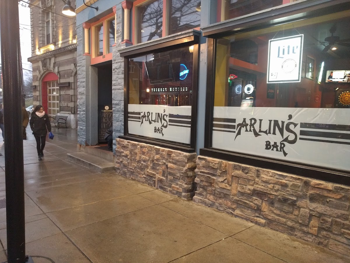 Arlin's Bar & Garden