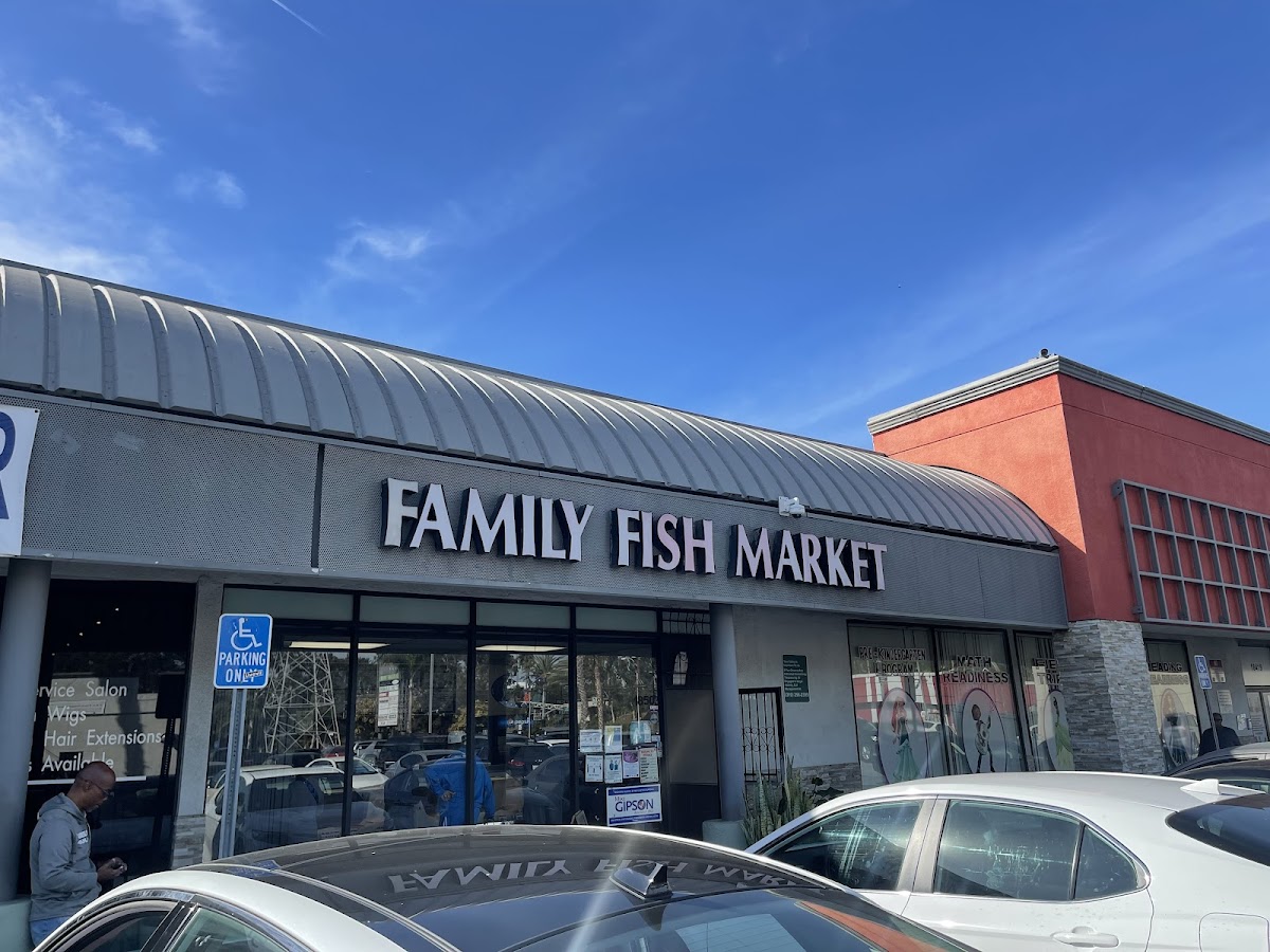 Family Fish Market