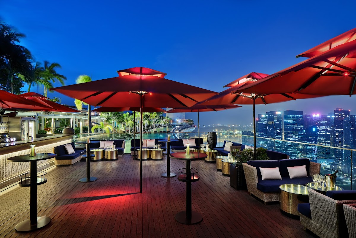 CÉ LA VI Singapore: Restaurant, SkyBar & Club Lounge