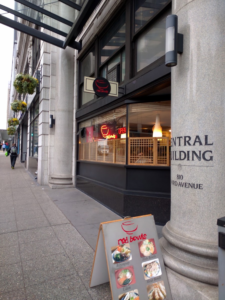 Red Bowls Restaurant