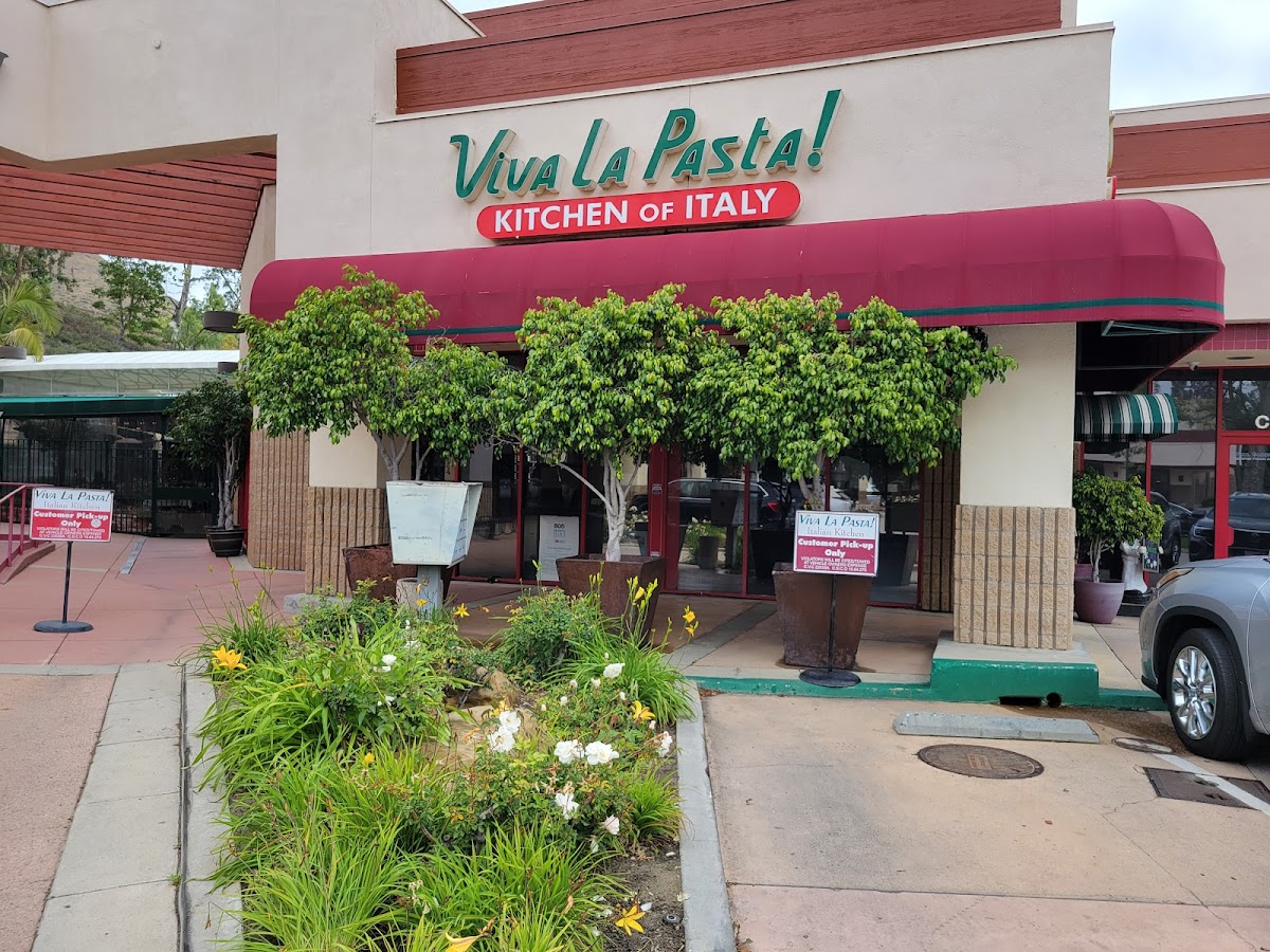 Viva La Pasta!: Kitchen of Italy