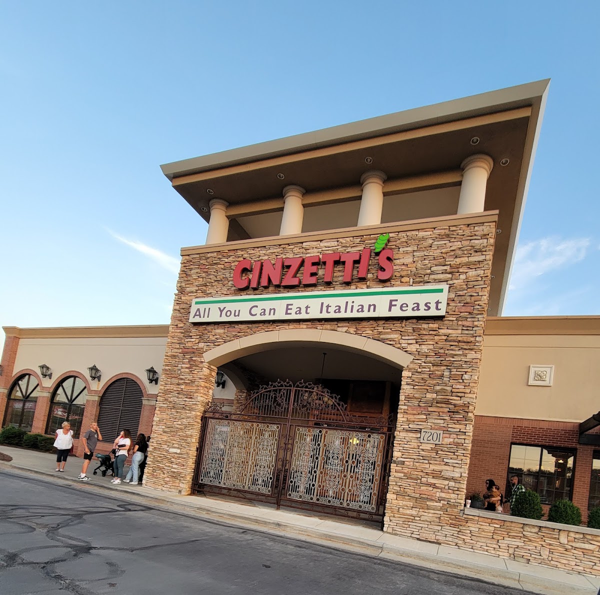 Cinzetti's Italian Market