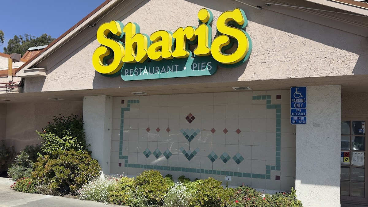 Shari's Cafe and Pies