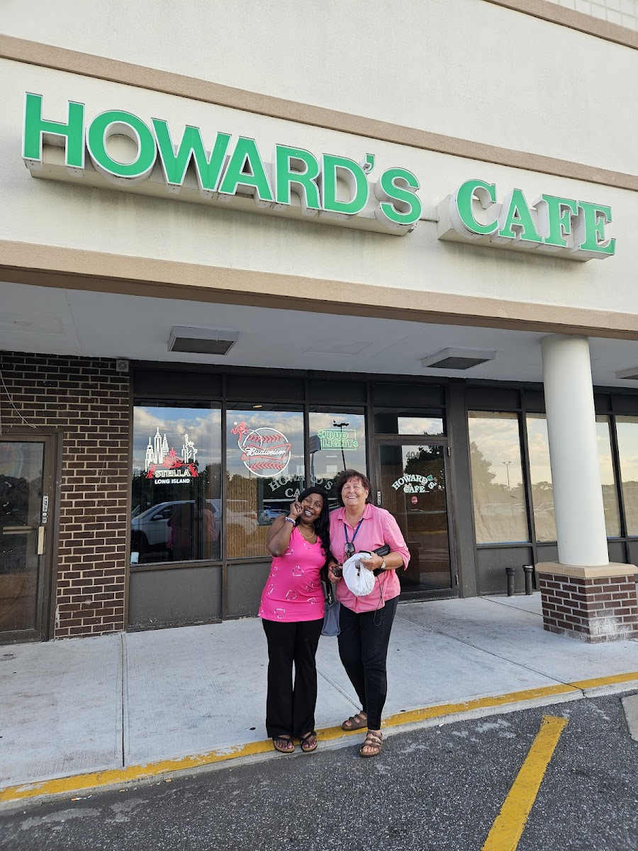 Howard's Cafe