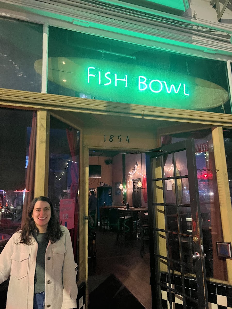 Fishbowl Bar & Grill