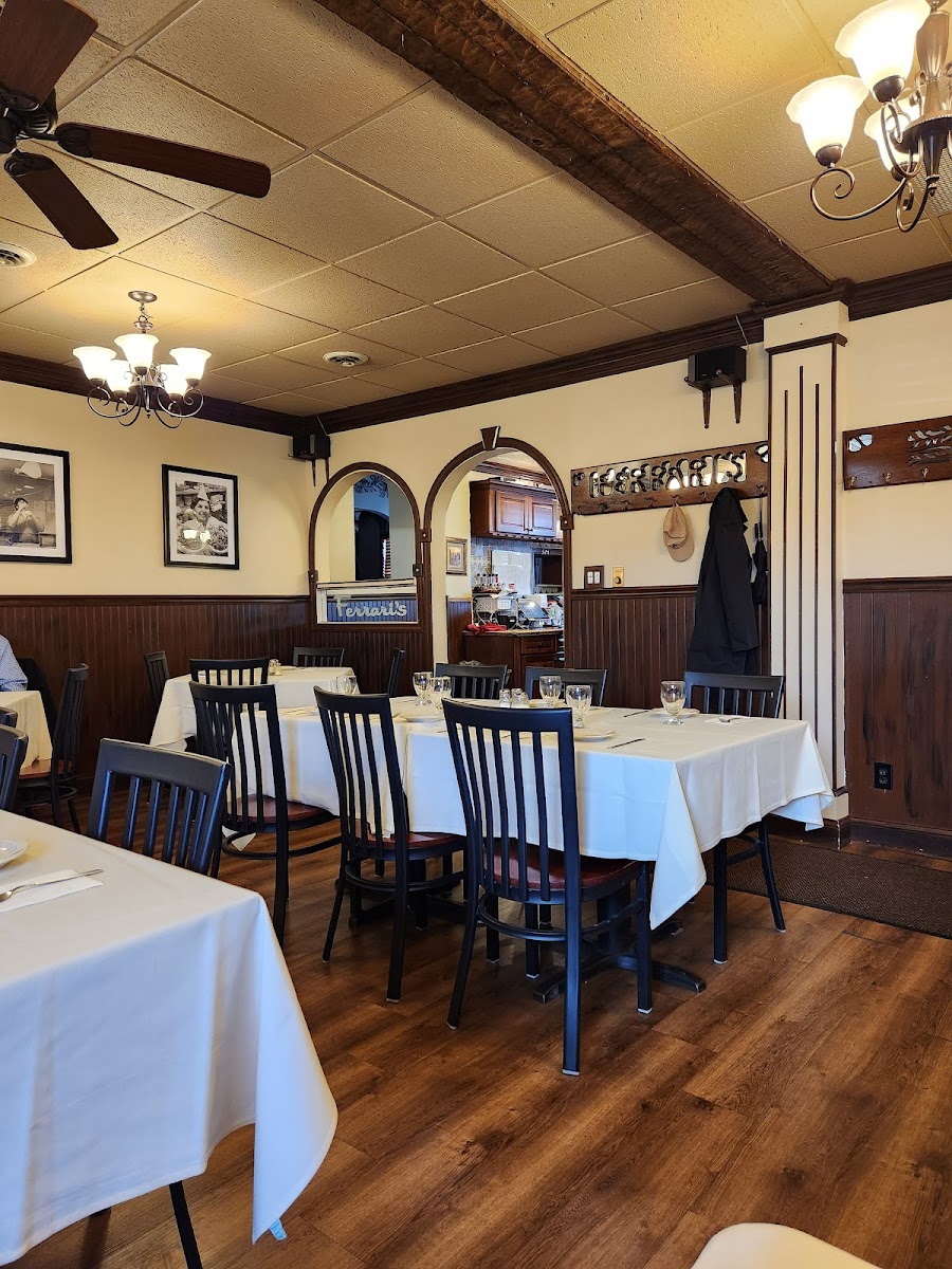 Ferrari's Ristorante