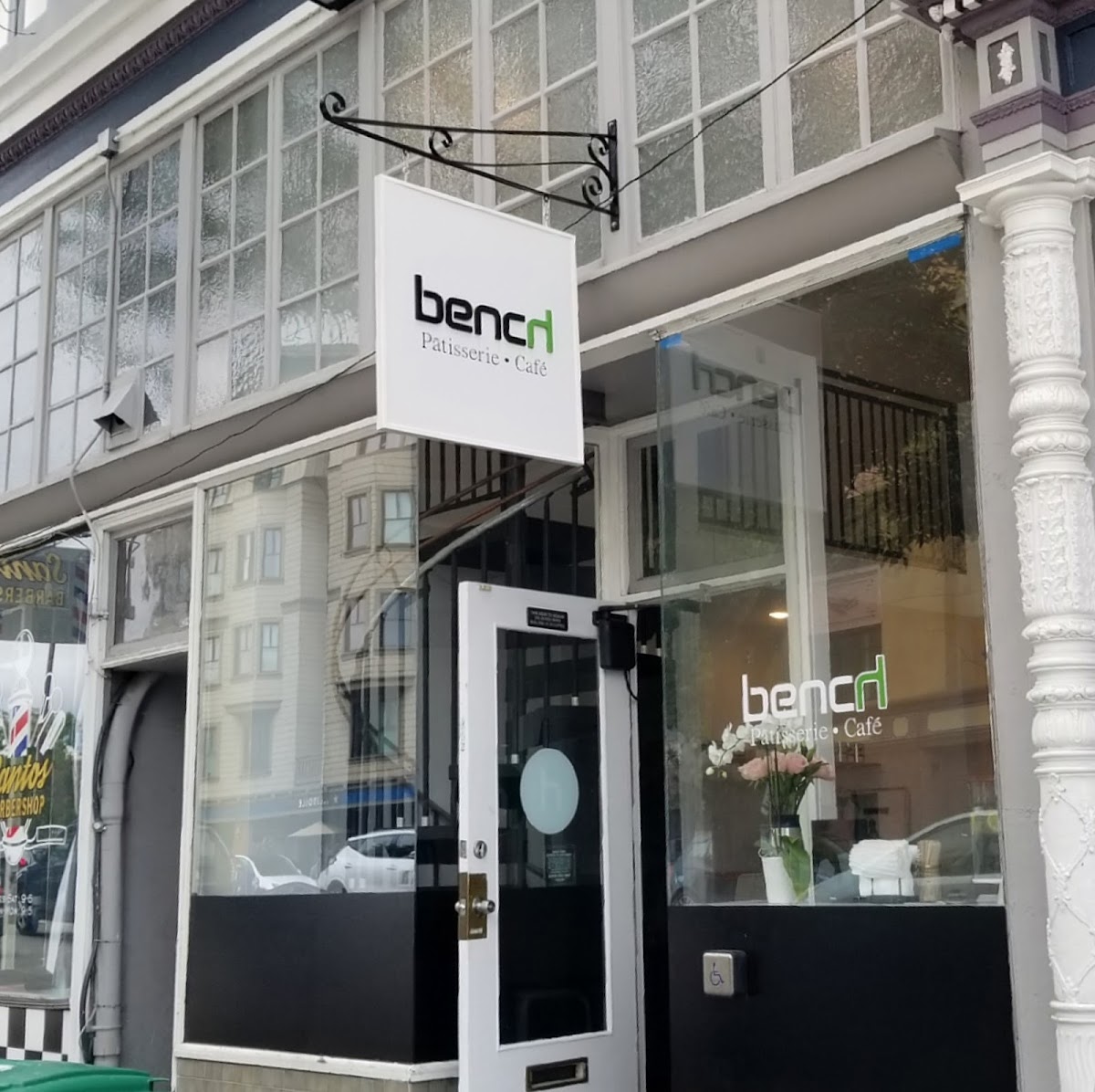 Bench Café • Pâtisserie