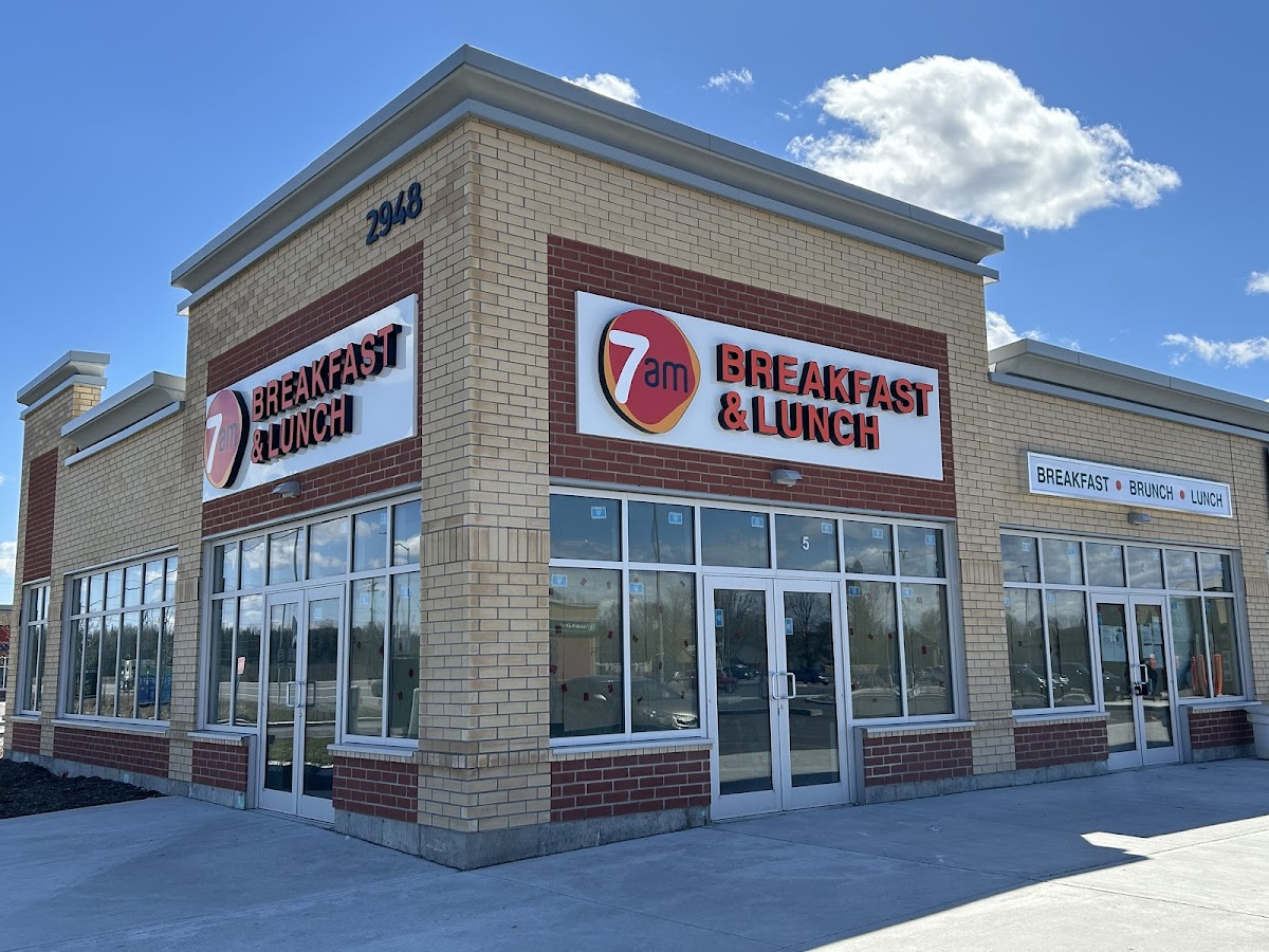 7AM Breakfast & Lunch