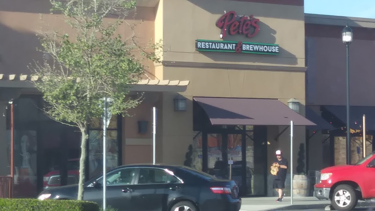 Dj’s Restaurant & Taphouse